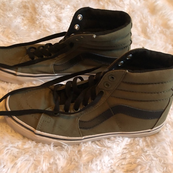 olive green vans journeys